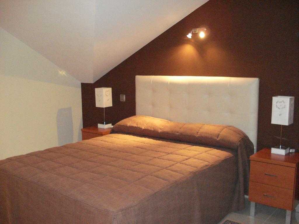 Apartamentos Monte Hernanz Riaza Habitación foto